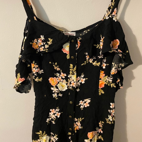 Floral Romper - Picture 2 of 3